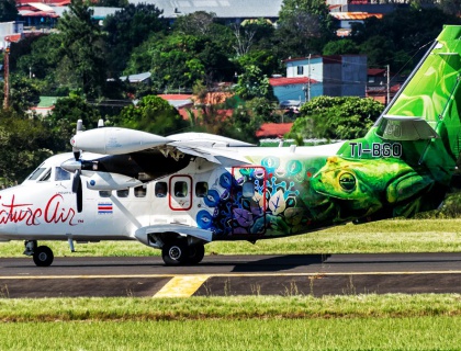 Flying the colors of Costa Rica: GE-powered turboprops bring new colors to the sky